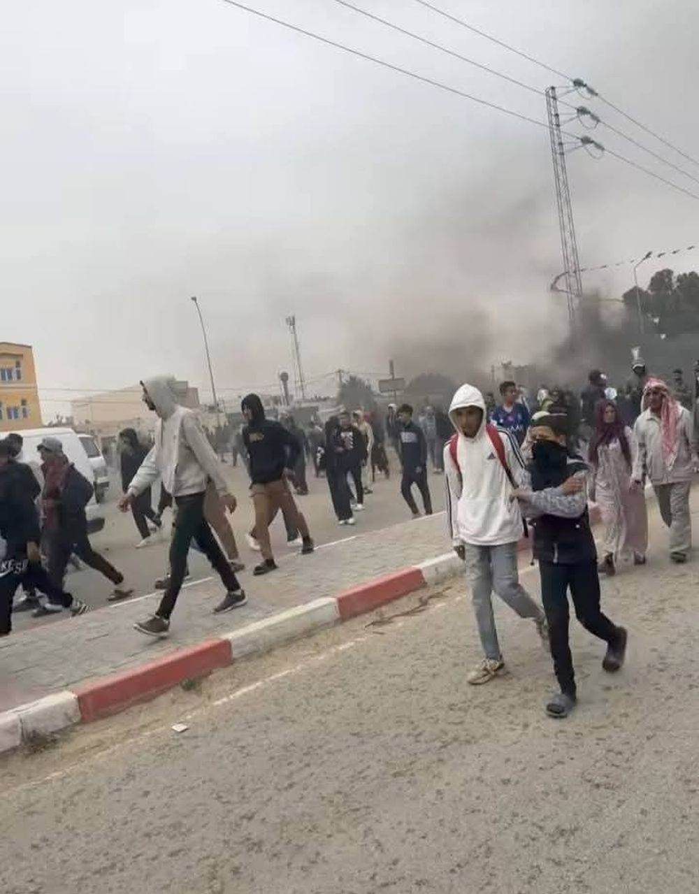 Proteste în Tunisia după moartea a trei liceeni în urma prăbuşirii unui zid şcolar
