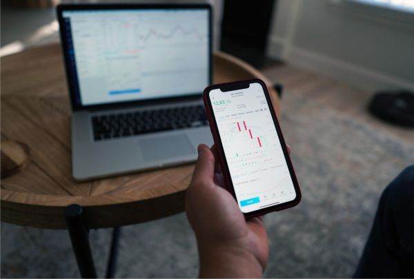 TradeVille: Morgan Stanley se bazează pe tranzacţionarea de acţiuni