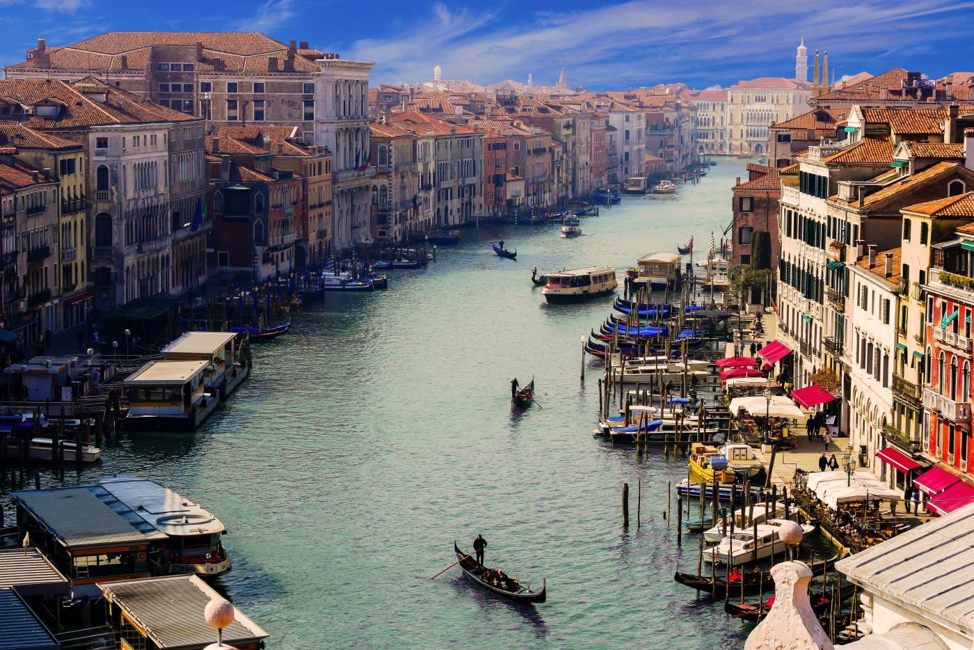 Veneţia reia taxa de 5 euro pentru turişti