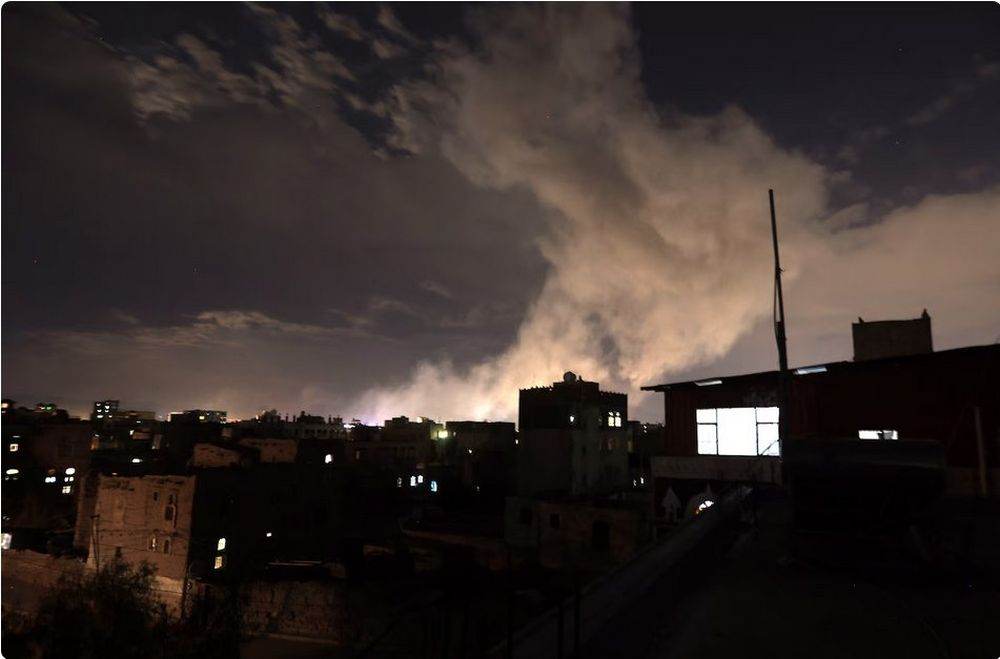 Hutii din Yemen revendică o dublă operaţiune împotriva Israelului şi a navelor SUA