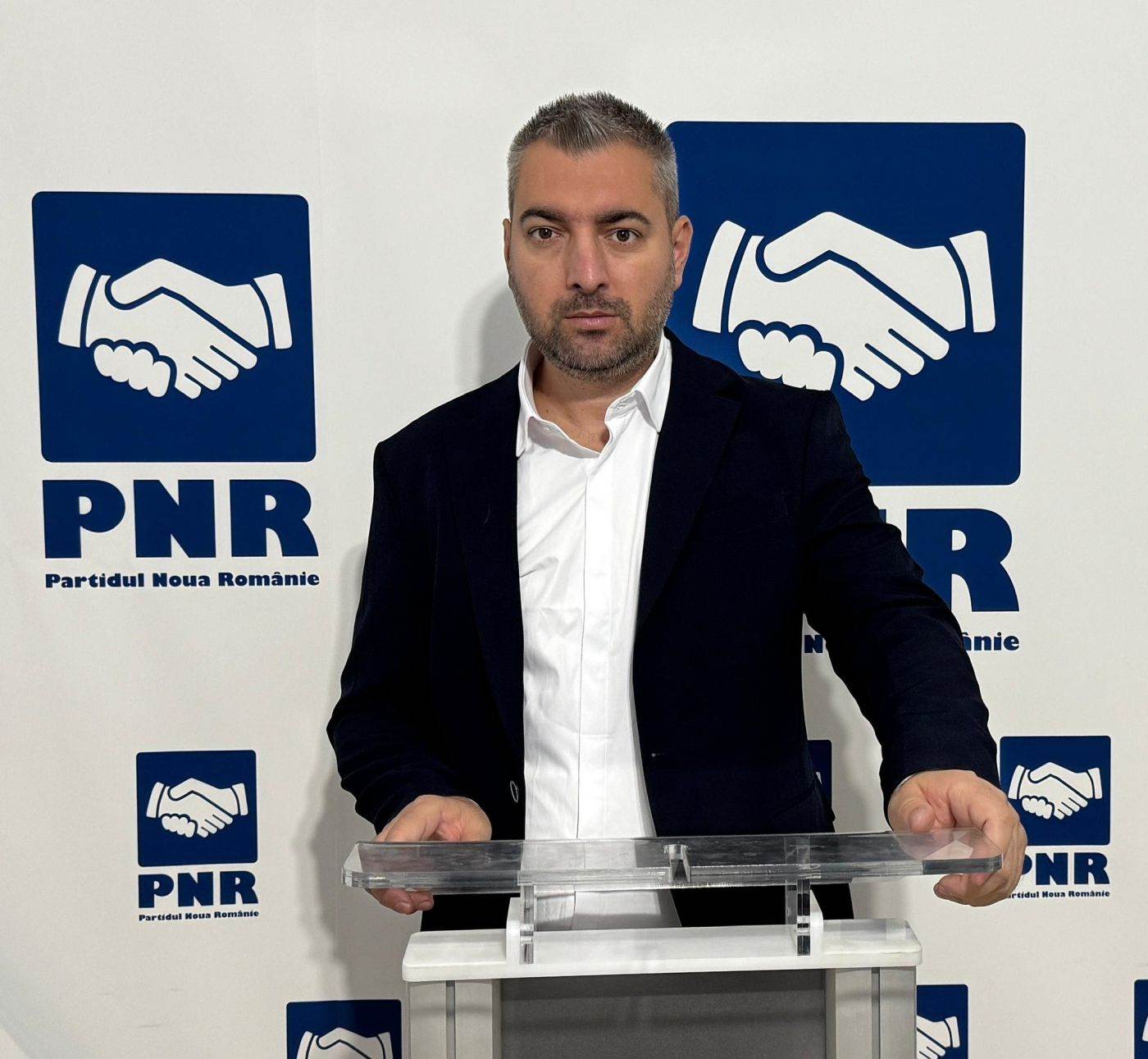 Sebastian Popescu: "Sunt un candidat la funcţia de preşedinte căruia îi este interzis să voteze"