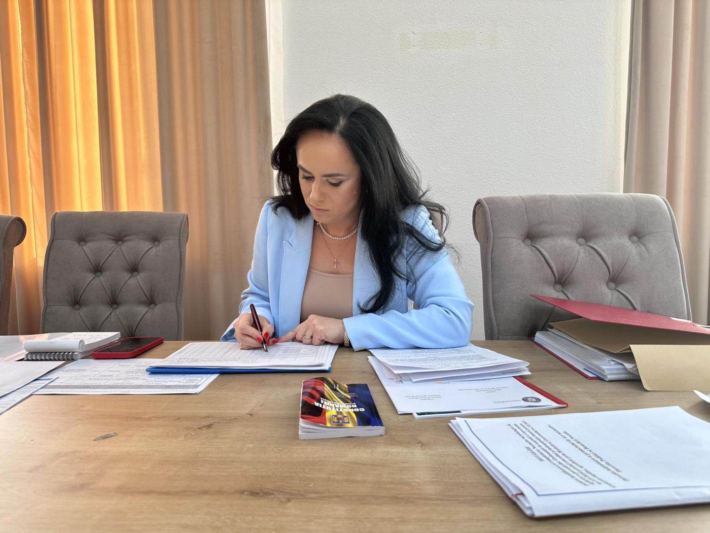 Bucura-Oprescu: "Cu toţii simţim nevoia de forţă de muncă calificată"