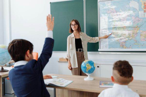 Raportul Ministerului Educaţiei: Un diagnostic şi o platformă de reformă