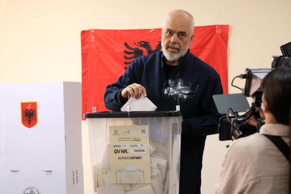 Partidul Socialist conduce în alegerile din Albania, conform rezultatelor parţiale