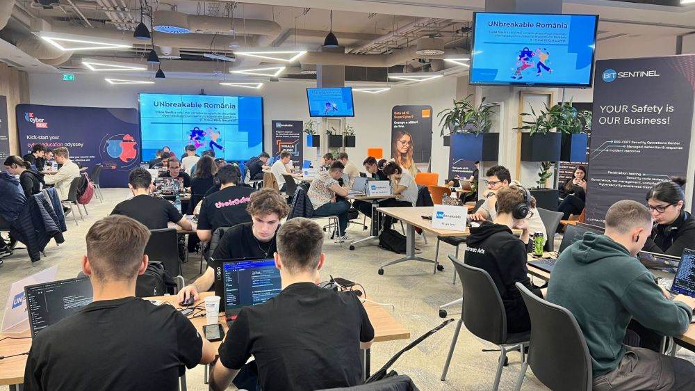 Record de participare la UNbreakable România 2025: aproape 1.700 de elevi şi studenţi înscrişi în programul de securitate cibernetică se pregătesc pentru viitoare cariere în domeniu