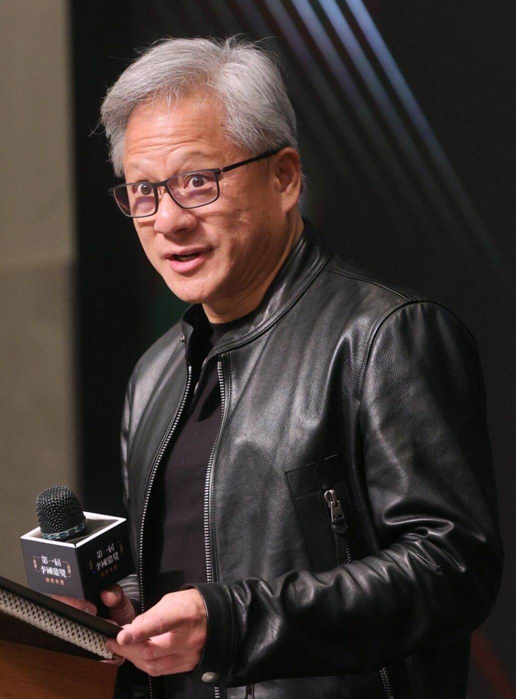CEO-ul Nvidia numeşte politicile de reindustrializare ale lui Donald Trump ca fiind "vizionare"