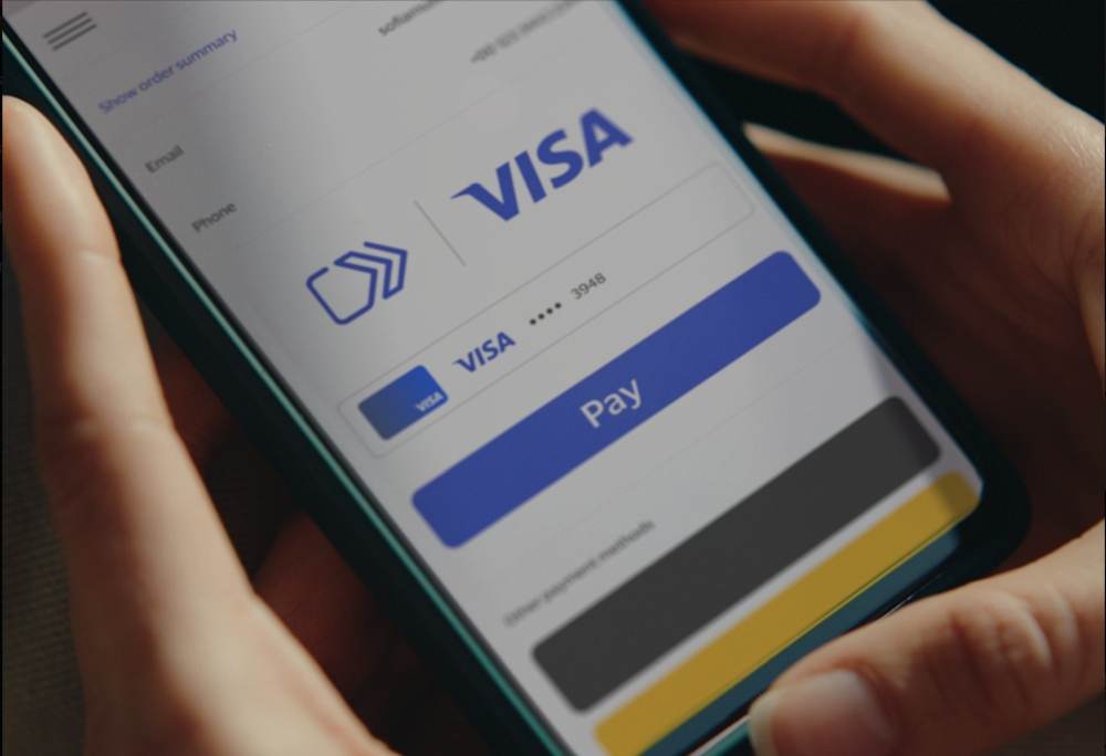 Studiu Visa: 4 din 5 români consideră esenţială securitatea plăţilor atunci când fac cumpărături online