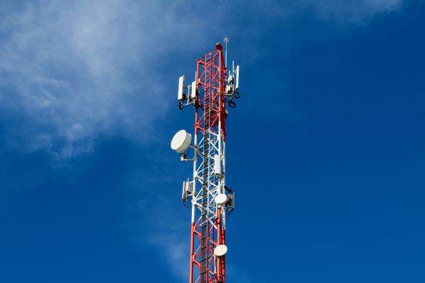 Telus va investi peste 50 de miliarde de dolari în Canada, în următorii cinci ani
