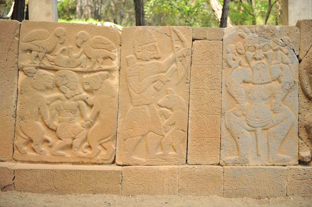 Magnificele inscripţii Karatepe-Aslantaş din Turcia, incluse în Registrul „Memoria Lumii” la UNESCO
