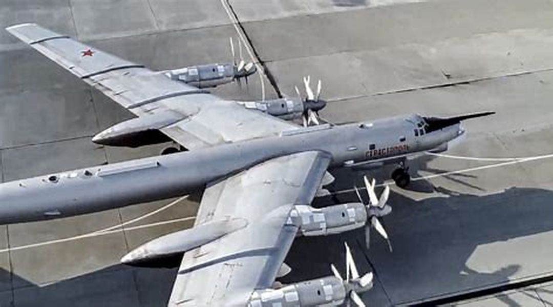 Bombardiere strategice ruseşti, grav afectate de atacurile ucrainene