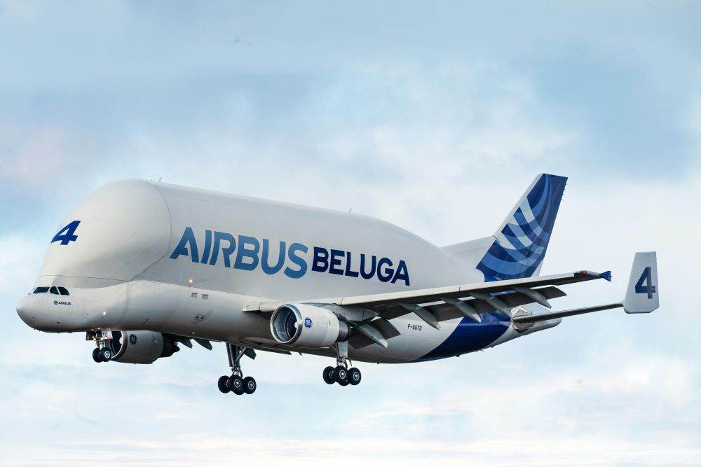 Airbus şi-a îmbunătăţit estimările privind vânzările de avioane, în pofida tensiunilor comerciale