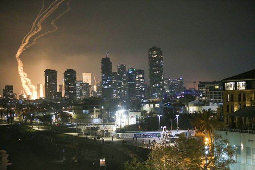 Israel a atacat 150 de ţinte din Iran peste noapte, afirmă un oficial IDF