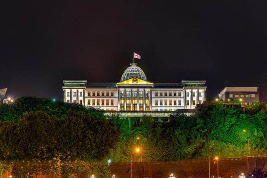 „Fără regi în America”: Protest masiv în Atlanta împotriva paradei militare a lui Trump