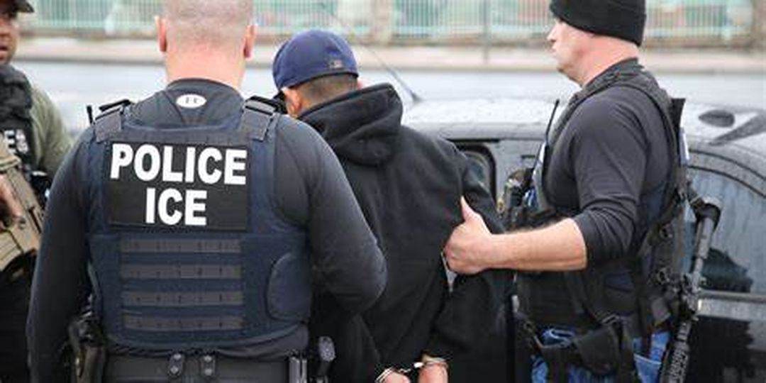 Raziile ICE provoacă panică printre muncitorii agricoli din California