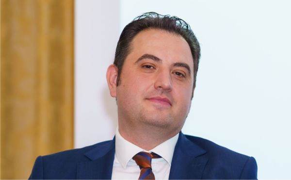 Cosmin Mălureanu, Ascendia: ”Factorul uman este cel în care trebuie să investim”
