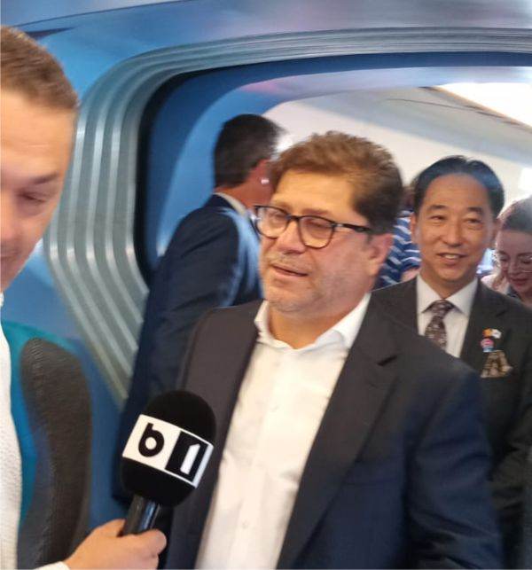 Leon, primul automotor diesel românesc cu dotări de ultimă generaţie construit de Grampet 