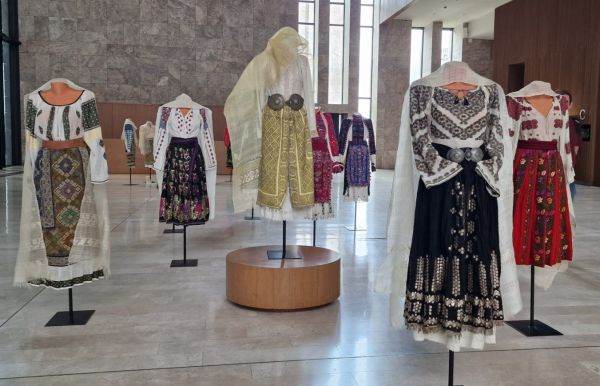 Expoziţia ”Alai”, la ARCUB