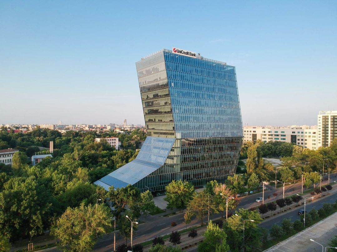Institutul de Investiţii al Grupului UniCredit: Cererea internă poate aduce creşterea în regiunea Europei Centrale şi de Est, în contextul incertitudinii tarifare şi politice