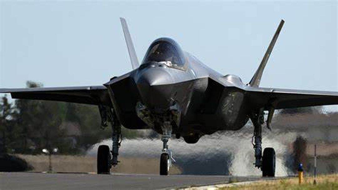 Kremlinul: Găzduirea avioanelor F-35A cu capacitate nucleară în Estonia reprezintă o ameninţare directă pentru Rusia