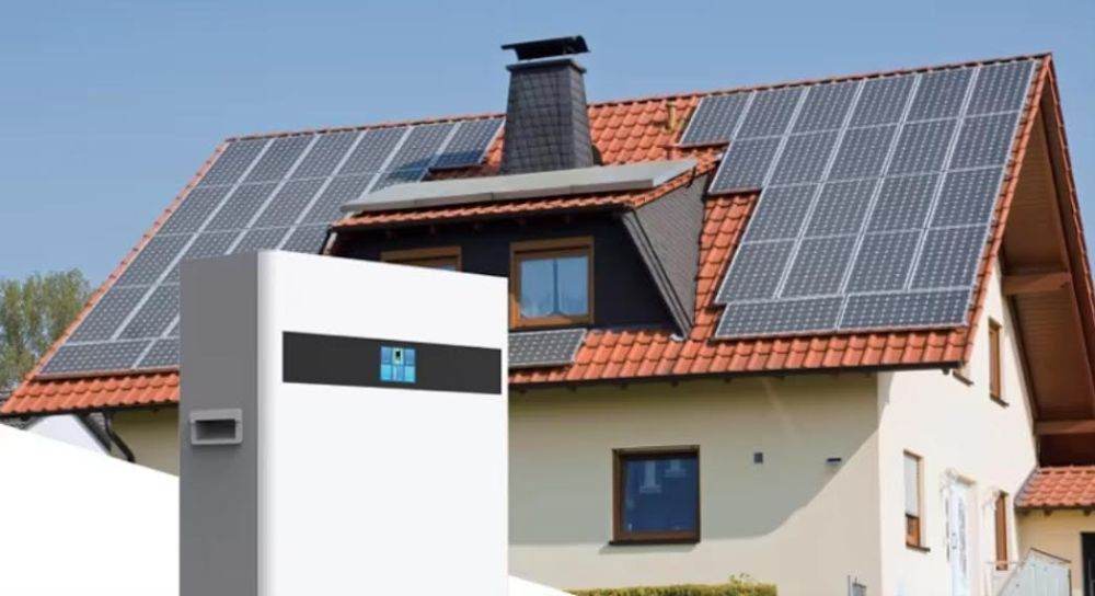 Asociaţia Prosumatorilor şi Comunităţilor de Energie din România solicită dialog cu Bolojan şi Buzoianu