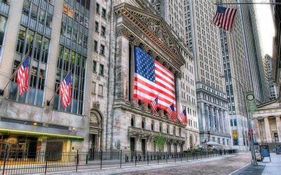 Listarea Circle şi Legea GENIUS: SUA deschide calea pentru stablecoin-uri reglementate şi integrarea cripto în finanţele tradiţionale
