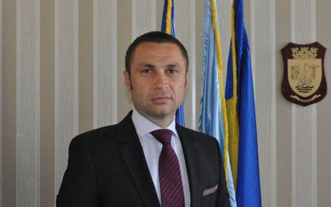 Primar PNL, nemulţumit de românii care îşi fac concediul în afara ţării