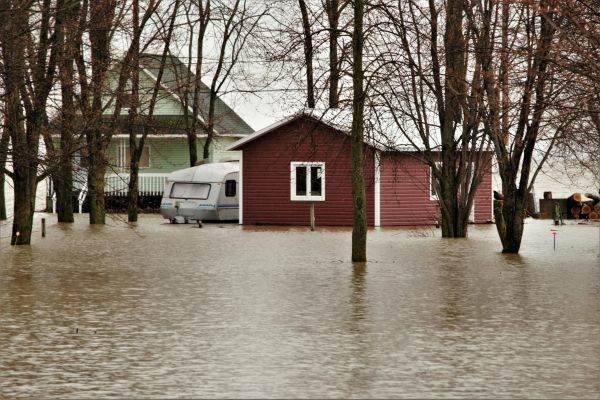 Texas, under water: dozens dead and missing after floods caused by torrential rains