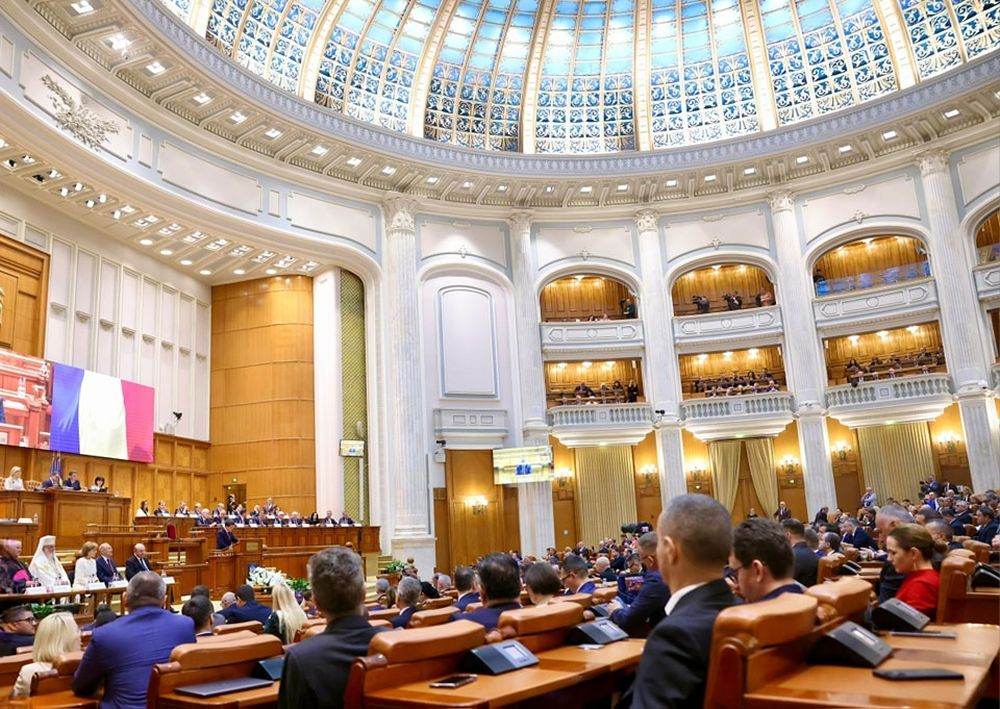 Moţiunea de cenzură a AUR, prezentată joi în Parlament