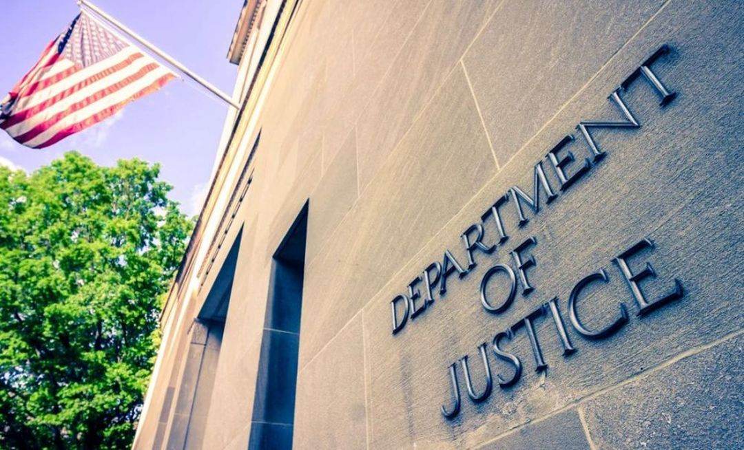 Reuters: Două treimi dintre membrii biroului Departamentului Justiţiei care apărau în instanţă politicile lui Trump au demisionat