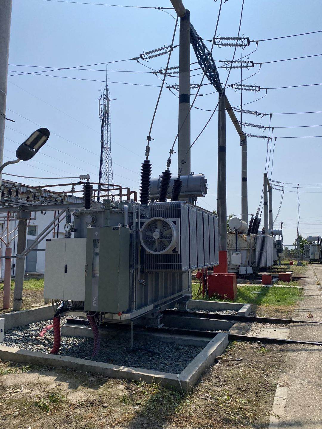 Distribuţie Energie Electrică România modernizează patru staţii importante în judeţul Galaţi