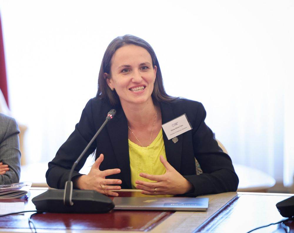 Oana Ţoiu: ”Trebuie să facem trecerea de la a ajuta Ucraina să reziste la a ajuta Ucraina sa câştige”