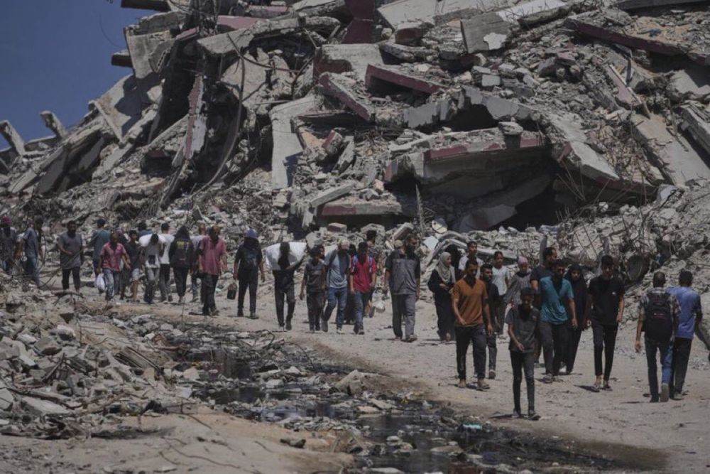 Israel a autorizat din nou paraşutarea de ajutoare umanitare în Gaza