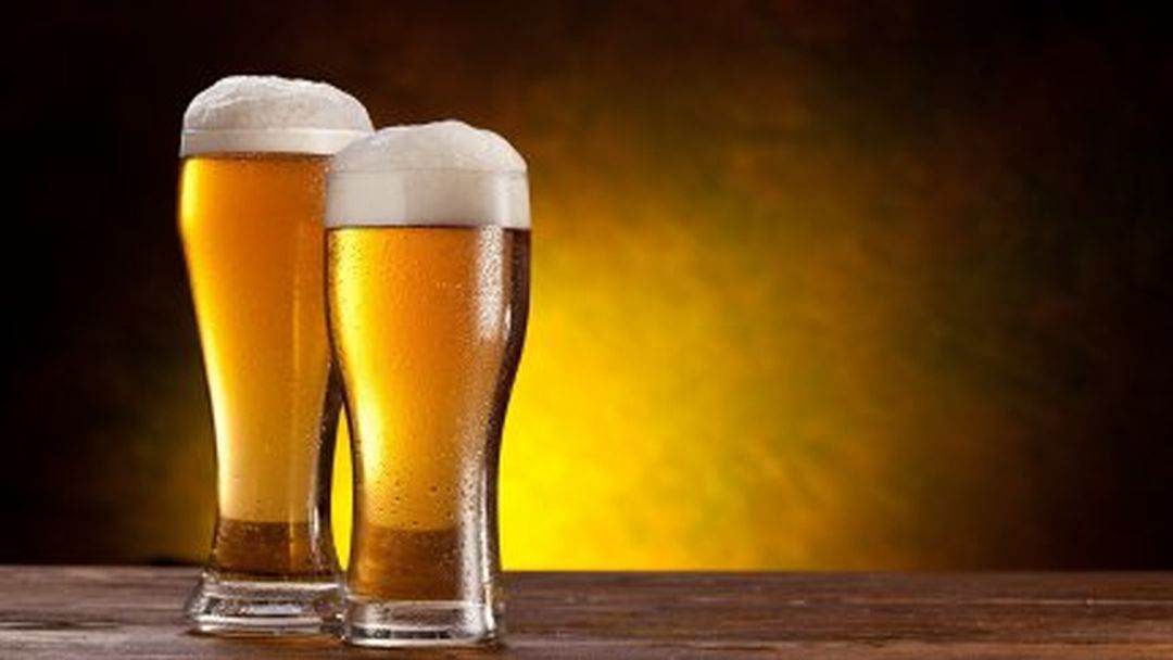 Centrul de Studii despre Bere: Pentru jumătate dintre români, berea înseamna vacantă şi relaxare