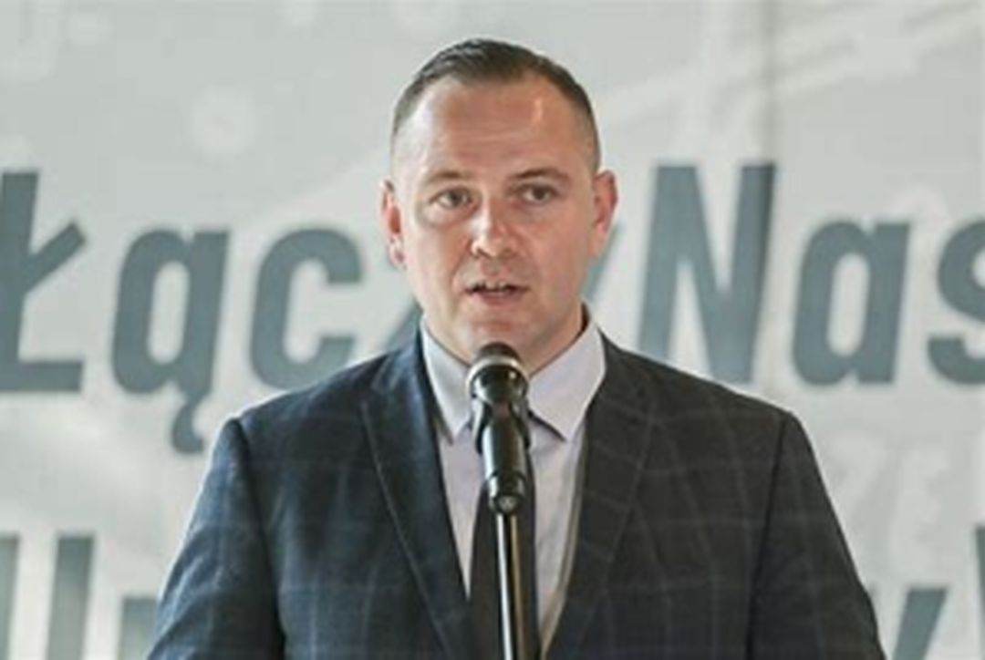  Preşedintele Poloniei, Karol Nawrocki, a avut prima convorbire la telefon cu preşedintele ucrainean Volodimir Zelenski