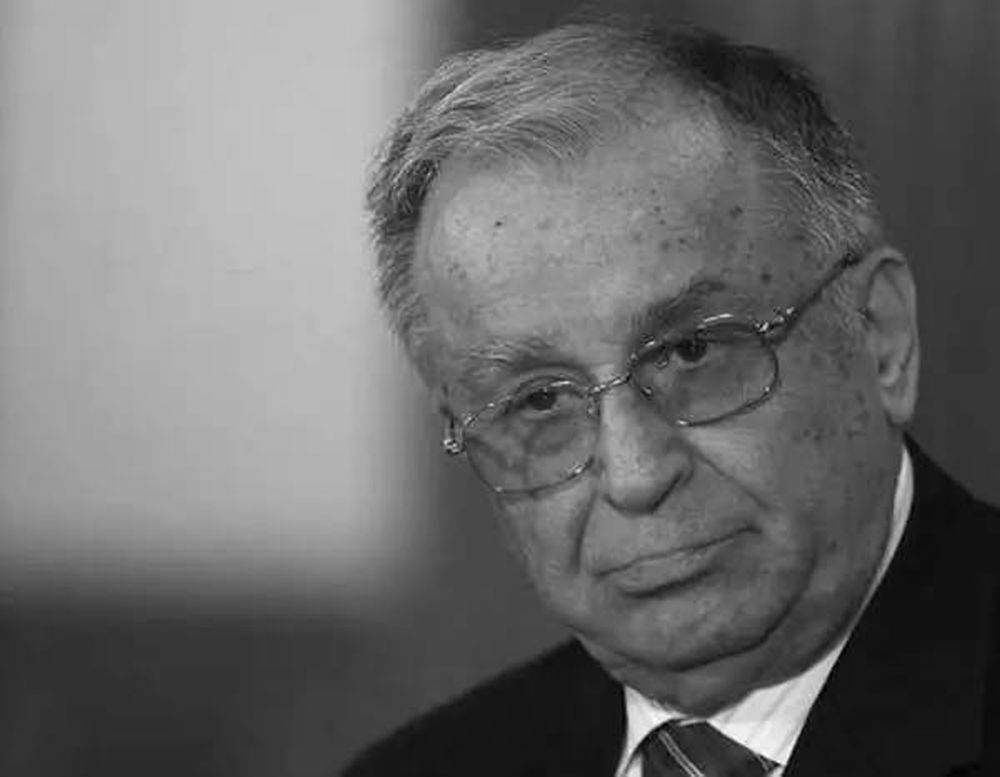 Guvernul a stabilit calendarul funeraliilor de stat pentru Ion Iliescu