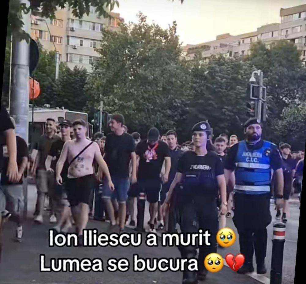 Grupul de tineri care scandau: „Iliescu astăzi moare, e sărbătoare”