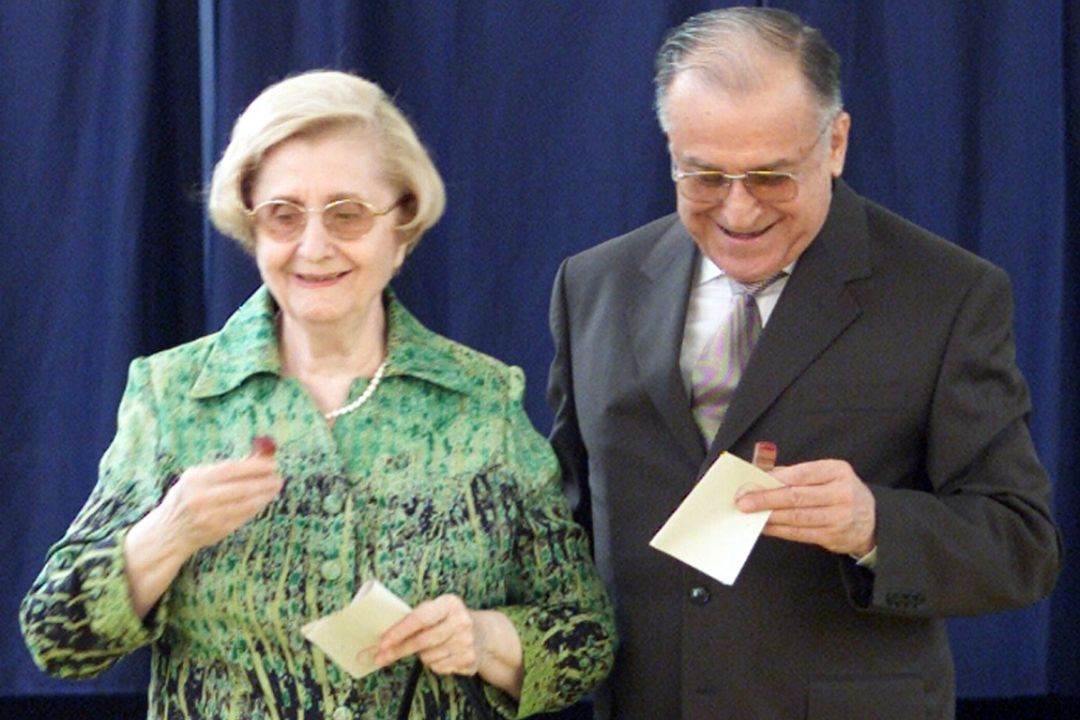 Nina Iliescu: "Pentru mine e o imensă durere, alinată de onoarea cu care v-aţi luat rămas bun de la un om, un lider, un prieten, un adversar"