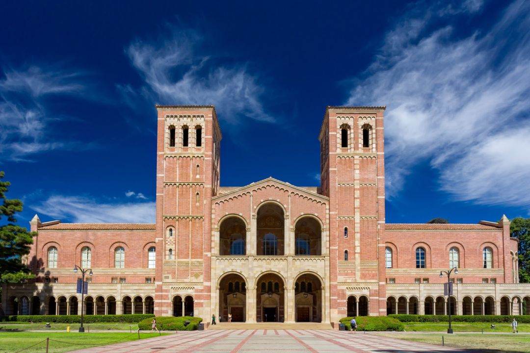 AFP: Administraţia Trump solicită un miliard de dolari de la Universitatea din California