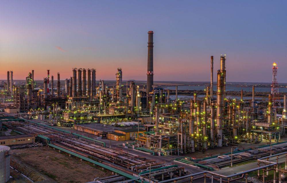 Rompetrol Rafinare, creşteri operaţionale semnificative şi îmbunătăţire a indicatorilor financiari, în prima jumătate din 2025