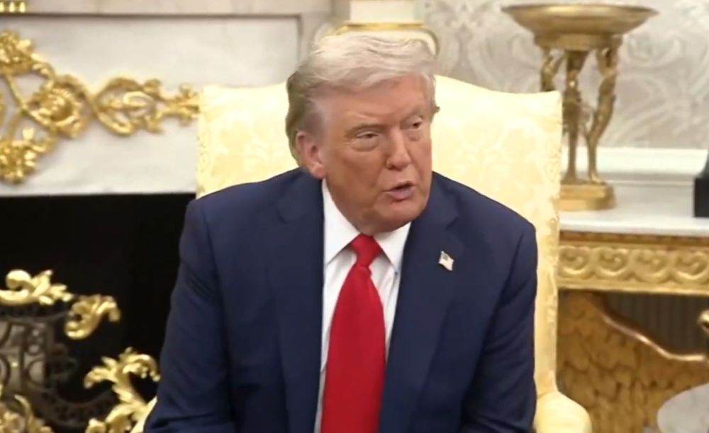 Trump laudă costumul negru al lui Zelenski, după discuţiile anterioare privind ţinuta liderului ucrainean