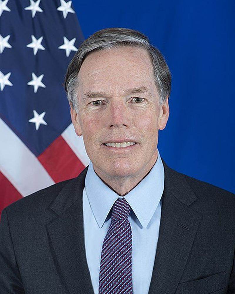 Fost ambasador SUA la NATO: Acordul de pace „nu poate depinde de cuvântul lui Putin”