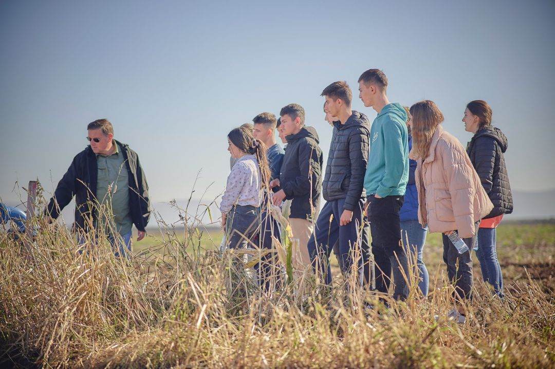 Alianţa pentru Agricultură şi Cooperare: Nu îngropaţi liceele agricole şi rădăcinile mediului rural
