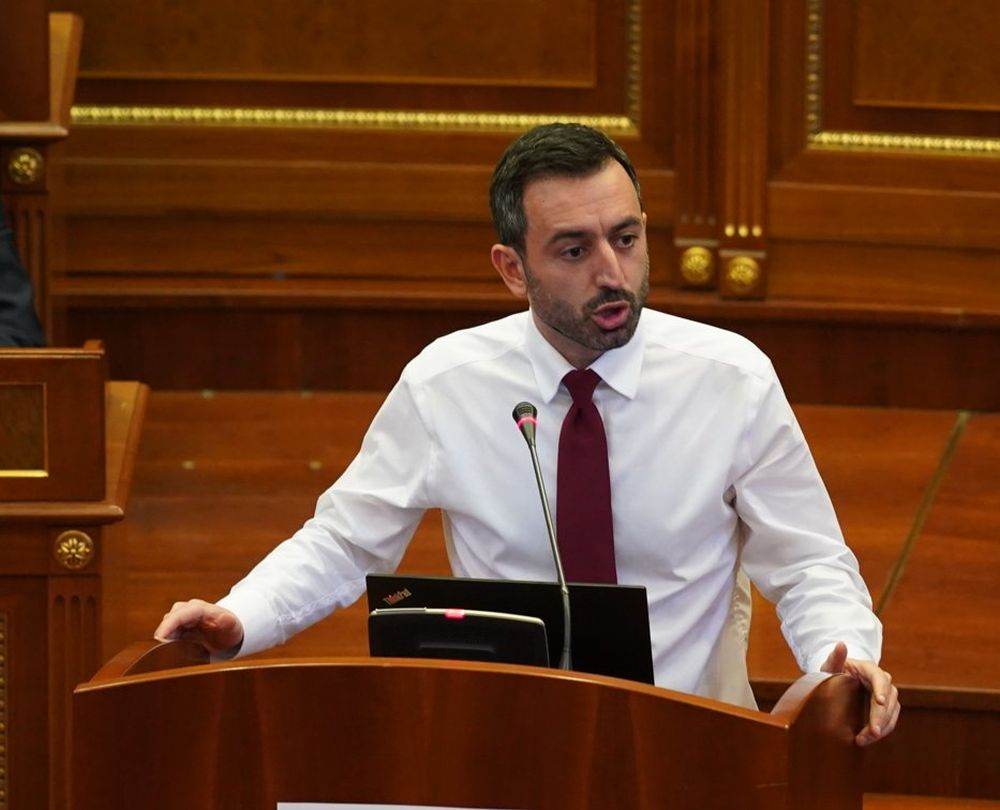 Kosovo şi-a ales preşedintele Parlamentului după patru luni de blocaj politic
