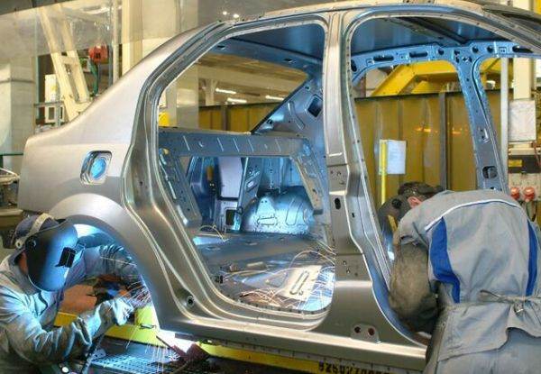European car industry calls for change in CO2 emissions targets