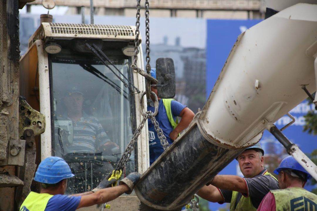 Daniel Băluţă: Lucrările la Planşeul Unirii continuă fără restricţii rutiere