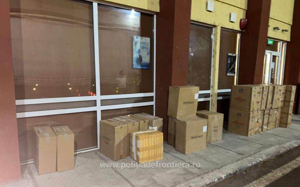 Ţigări de peste 1 milion de lei descoperite în două camioane la frontiera din Constanţa
