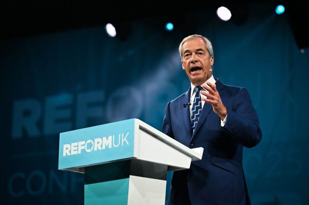 Nigel Farage îşi pregăteşte partidul pentru guvernare în Regatul Unit