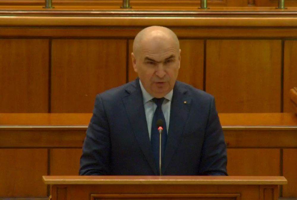 Bolojan: Moţiunile de cenzură sunt exerciţii politice de tip Caţavencu
