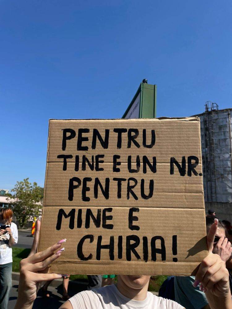 Profesorii ameninţă cu grevă generală după discuţiile cu preşedintele Nicuşor Dan
