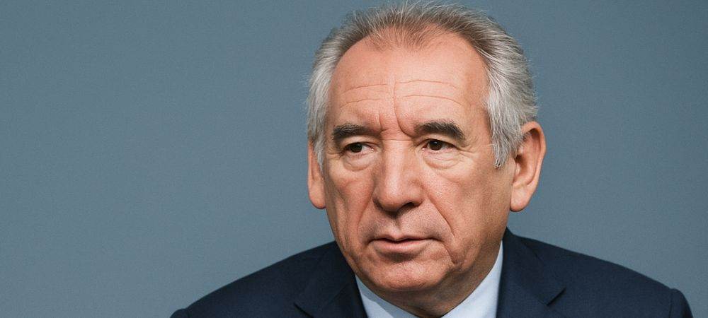 François Bayrou este pe cale să devină al patrulea cel mai efemer premier al Franţei